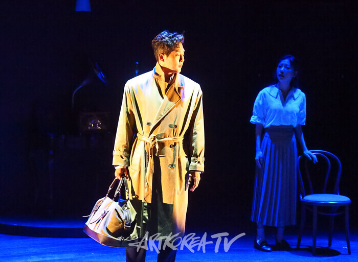 연극 '사의 찬미' 프레스콜(윤심덕 역 서예화, 김우진 역 이충주) 2025.07.10 사진 ⓒ아트코리아방송 이용선 기자​