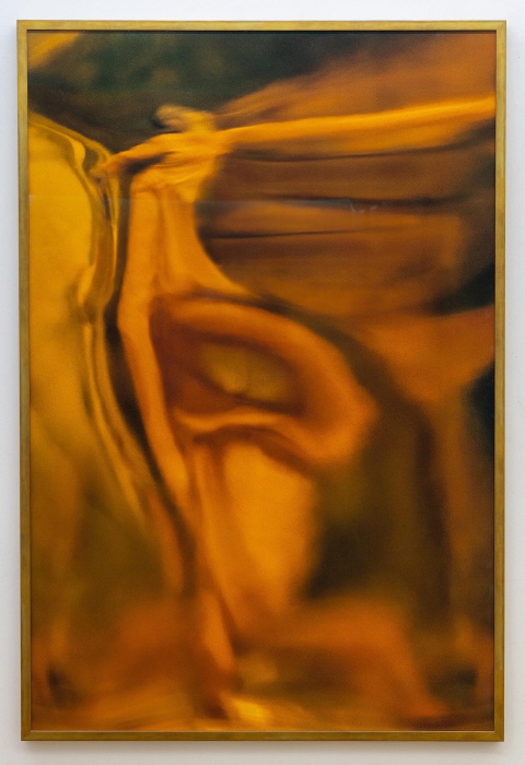 마리아 하사비, 무제 , 2024. 하네뮐레 섬유지에 지클레 파인 아트 아카이브 프린트, 150 × 100cm. 작가 및 브리더 제공