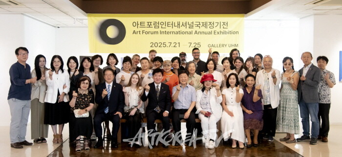 단체사진  촬영-사진 김한정 기자