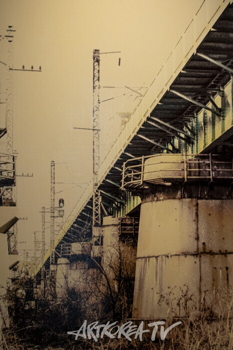 안소영-연결 06 smog-Photo collage painting on casvas 60×90cm 2025-사진 김한정 기자