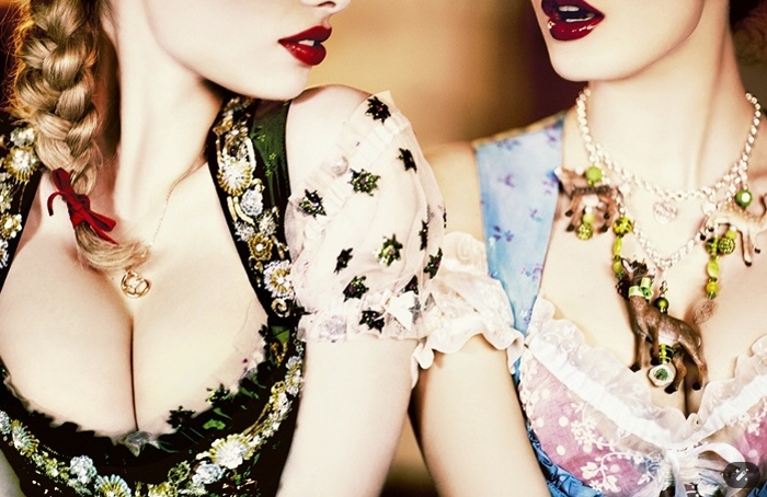 엘렌 폰 운베르트-독일, 1954년생-Tete a Tete, 목걸이, Heimat , 2010-2017-사진제공 프라이스 파인 아츠