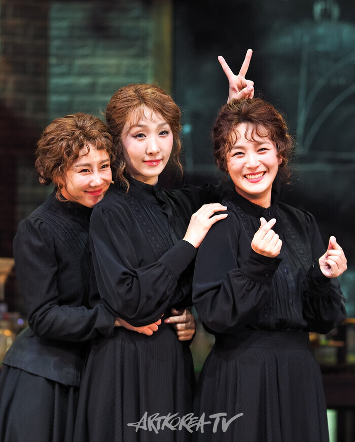 뮤지컬 '마리 퀴리' 프레스콜(마리 스클로도프스카 퀴리 역 김소향, 김려원, 박혜나). 2025.08.07 사진 ⓒ아트코리아방송 이용선 기자​