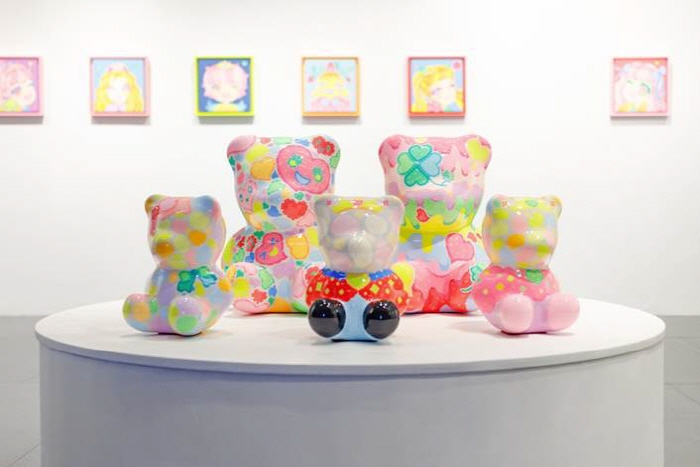 이사라 개인전 'WONDERLAND : Love in Seoul' -사진제공 그랜드 하얏트 서울 LL층 더 트리니티 갤러리