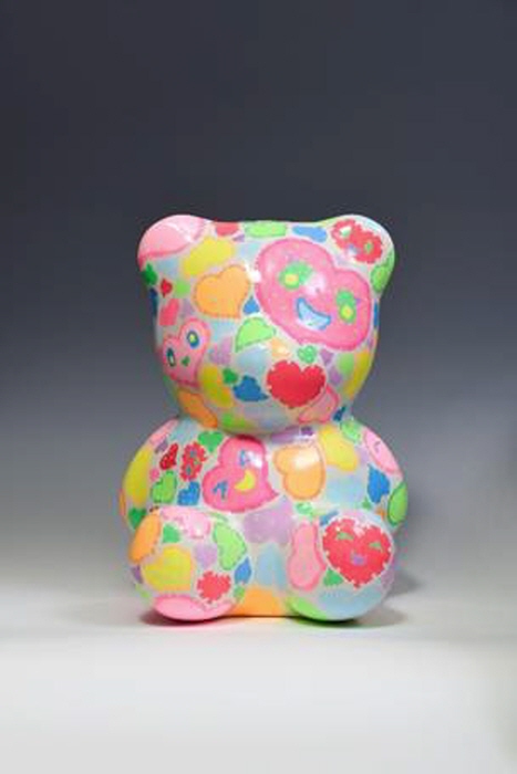 이사라, Lucky Bear, Mixed Media, 40 x 40 x 50cm, 2025-5-사진제공 그랜드 하얏트 서울 LL층 더 트리니티 갤러리