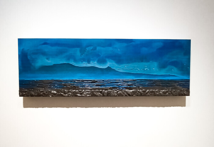 테레시타 페르난데스(Teresita Fernández) 첫 개인전 '지층의 바다' (Nocturnal(Milk Sky)3, 2025) 2025.08.26 사진 ⓒ아트코리아방송 이용선 기자