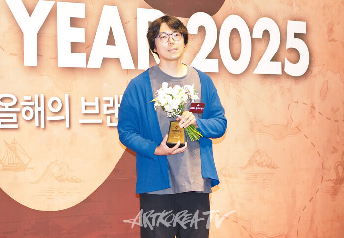 2025 올해의 브랜드 대상 포토월 행사(김형석 PD) 2025.08.28 사진 ⓒ아트코리아방송 이용선 기자​