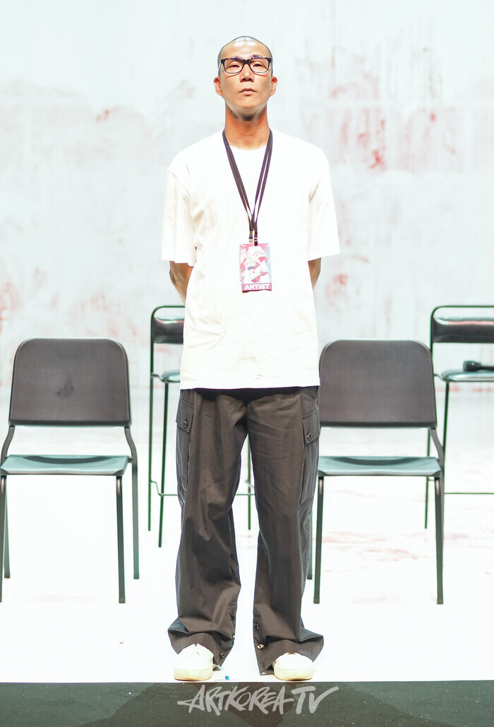 김성훈 on Sync Next  25 'pink' 프레스 시연(김성훈). 2025.08.28 사진 ⓒ아트코리아방송 이용선 기자​