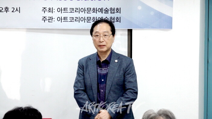 정철수 기업후원회장-사진촬영 이용선 기자