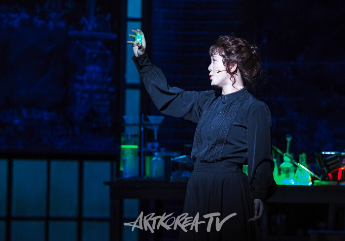 뮤지컬 '마리 퀴리' 프레스콜(마리 스클로도프스카 퀴리 역 박혜나) 2025.08.07 사진 ⓒ아트코리아방송 이용선 기자​