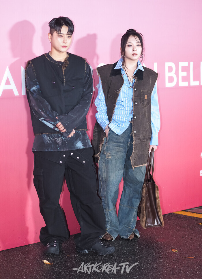 2026 S/S 서울패션위크 앤더슨벨 오프닝쇼 포토월 행사(KARD 전지우&제이셉) 2025.09.01 사진 ⓒ아트코리아방송 이용선 기자​