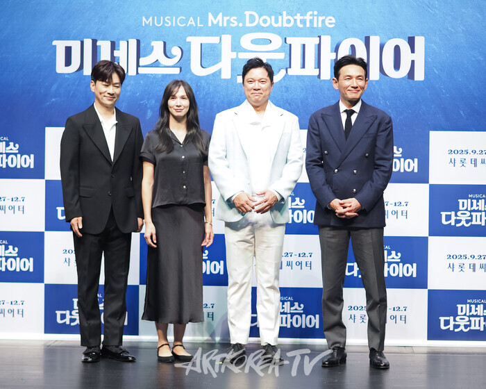 뮤지컬 '미세스 다웃파이어' 제작발표회(정상훈, 정성화, 황정민, 린아). 2025.09.02 사진 ⓒ아트코리아방송 이용선 기자​
