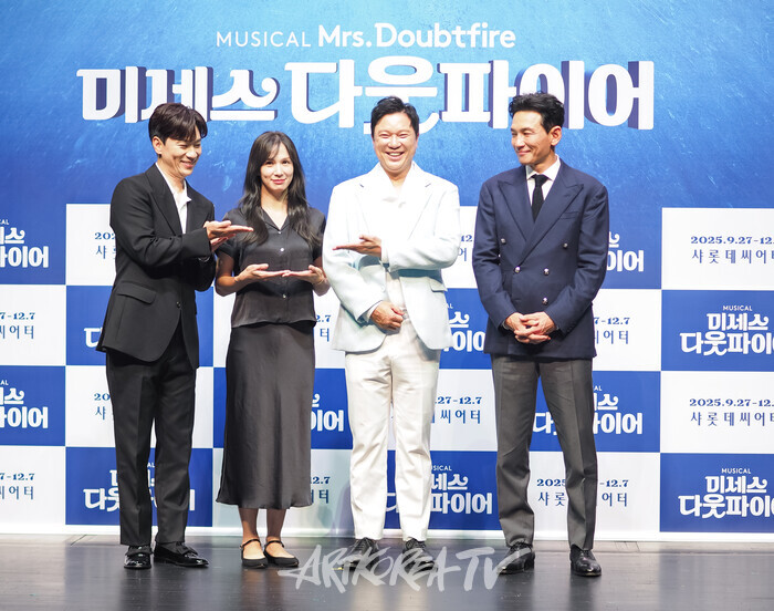 뮤지컬 '미세스 다웃파이어' 제작발표회(정상훈, 정성화, 황정민, 린아). 2025.09.02 사진 ⓒ아트코리아방송 이용선 기자​