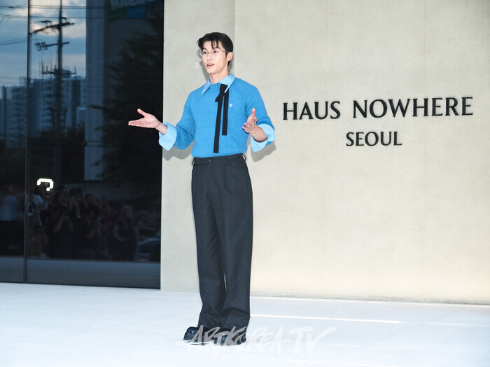 '하우스 노웨어 서울(HAUS NOWHERE SEOUL)' 포토월(허광한) 2025.09.03 사진 ⓒ아트코리아방송 이용선 기자​