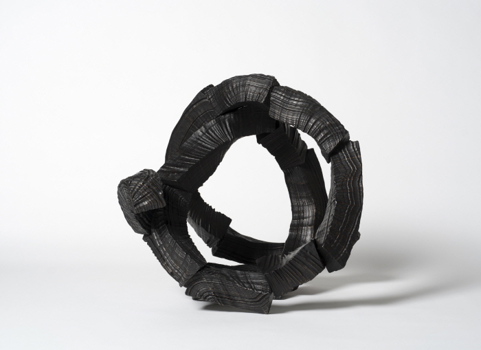 [Johyun Gallery] Lee Bae, Brushstroke A4, 2025, Bronze, 95 x 68 x 86 (H) cm