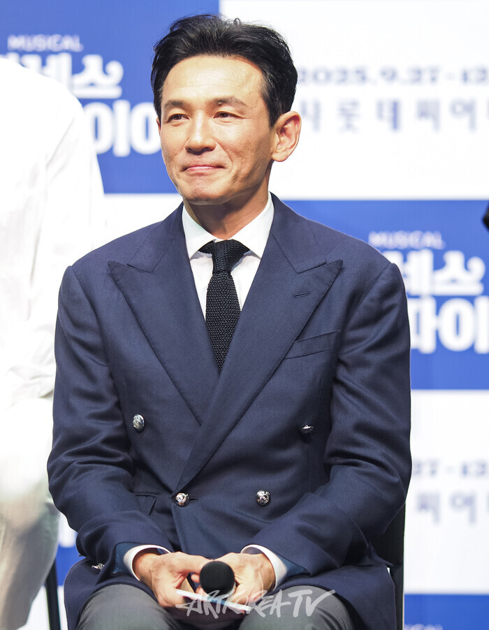 뮤지컬 '미세스 다웃파이어' 제작발표회(다니엘 역 황정민). 2025.09.02 사진 ⓒ아트코리아방송 이용선 기자​