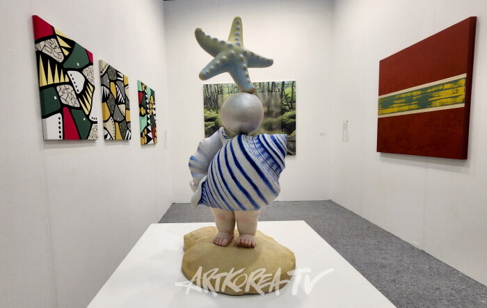 WHITESTONE Gallery-사진촬영 김한정 기자