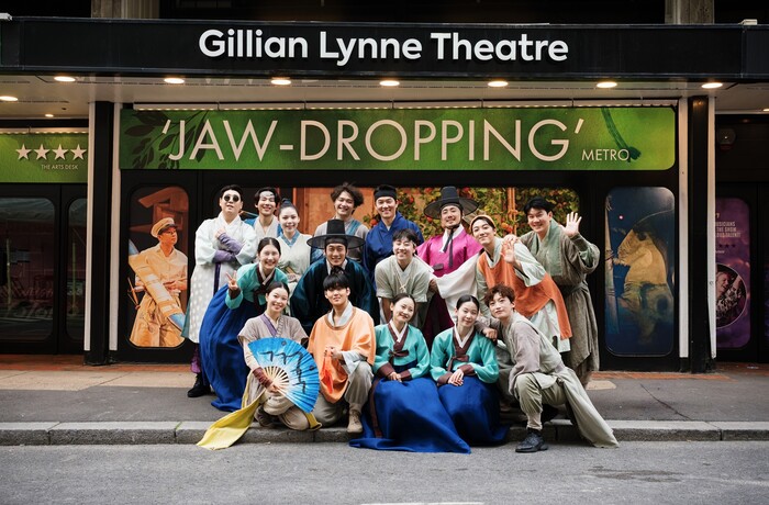 창작 뮤지컬 '스웨그에이지 외쳐, 조선!' 영국 웨스트엔드 공연 홍보 사진. 제공  PL 엔터테인먼트