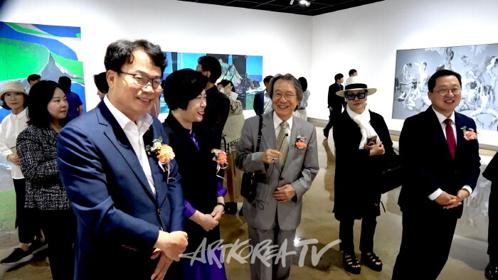 제22회 이동훈미술상 본상 최예태 수상작가전 – 울림의 회화, 끝없이 갱신되는 언어-사진촬영 최윤영 기자