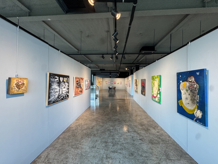 김리원 44번째 개인전과 ‘SuperAstra’ 아트테이너 9인 특별기획전-사진제공 김리원 작가