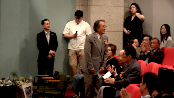 최예태 22회 이동훈미술상 본상 수상자-사진촬영 최윤영 기자