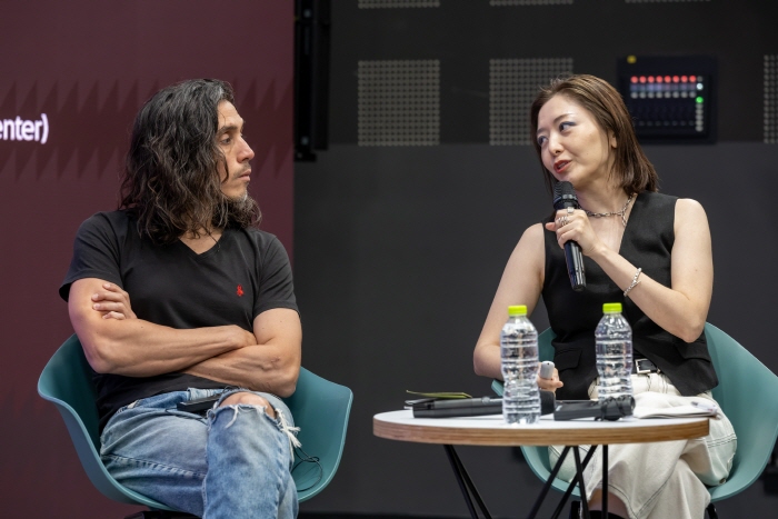 사진 제공_예술경영지원센터 2025 KAMS-Kiaf- Frieze Talks (3)
