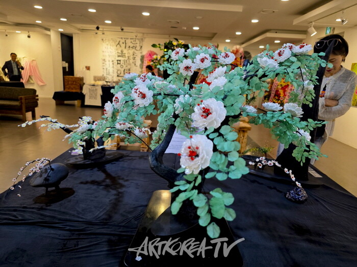 제4회 서울명인전, 김상실 명인 작품전-'보석으로 꽃피운 전통의 맥'-사진촬영 김한정 기자