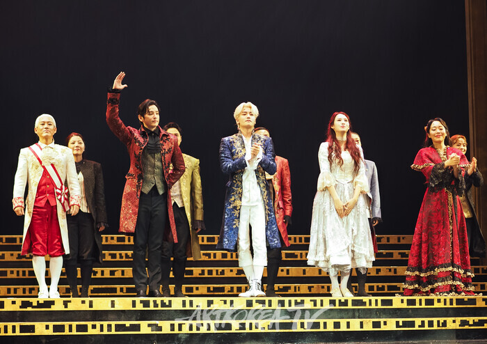 연극 '아마데우스' 커튼콜. 2025.09.24. 사진 ⓒ아트코리아방송 이용선 기자