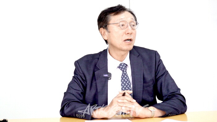 이성훈 한국화랑협회 회장-사진촬영 최윤영 기자