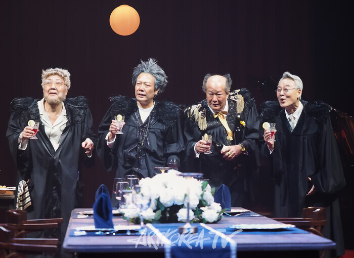 연극 '트랩' 프레스콜(강신구, 김신기, 손성호, 남명렬) 2024.09.27 사진 ⓒ아트코리아방송 이용선 기자