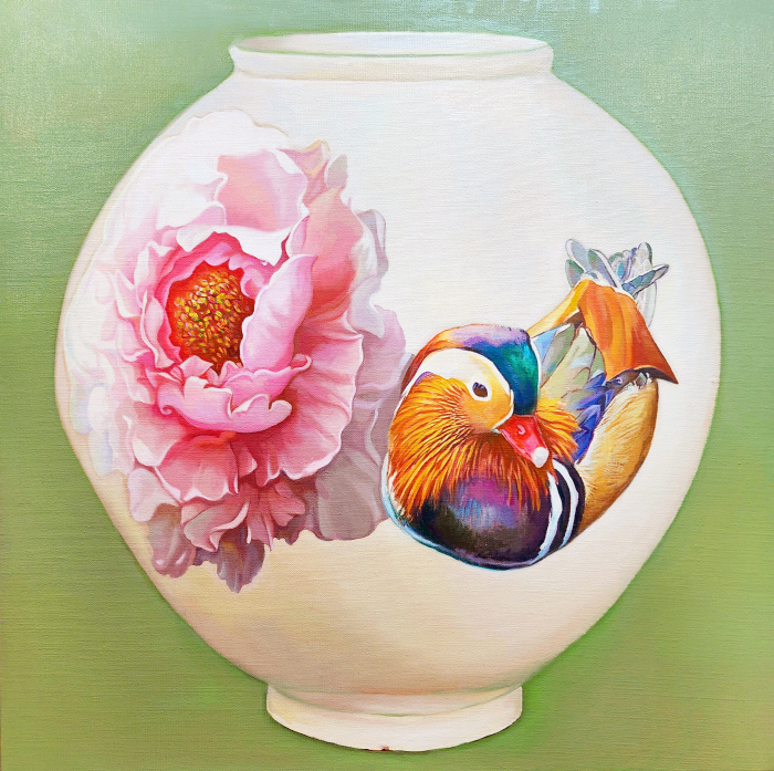 3 Evolution- 내마음의 달 - 50. 달항아리 목단 원앙을 그린 작품-사진제공 김규리 작가