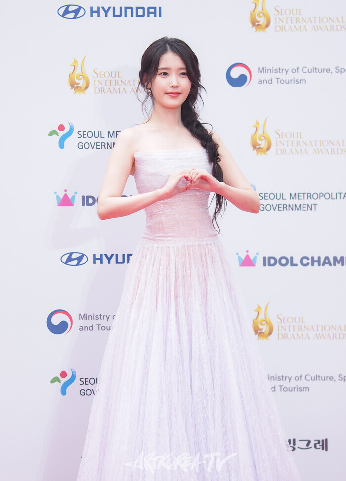 '서울드라마어워즈 2025' 레드카펫(아이유) 2025.10.02 사진 ⓒ아트코리아방송 이용선 기자
