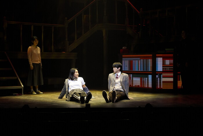 뮤지컬 '아몬드' 공연 사진(윤재 역 김리현, 도라 역 송영미).제공 라이브(주)