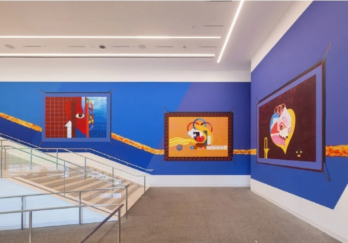 해머 미술관 전시 전경, 'Made in LA 2025'. 사진-사라 골론카