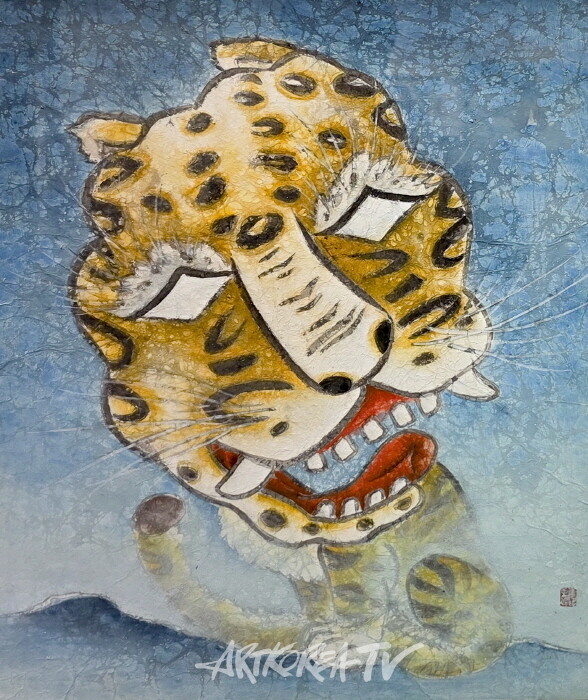 이규완-관조-한지에 채색-사진촬영 김한정 기자