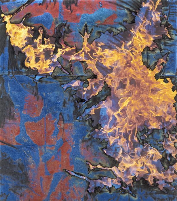 코라크릿 아룬나논차이(b. 1986)〈The sun of consciousness〉2025Acrylic polymer on metallic foil on bleached denim on inkjet print on canvas101.6 x 88.9 cmCourtesy of the artist and Kukje Gallery사진: 안천호이미지 제공: 국제갤러리