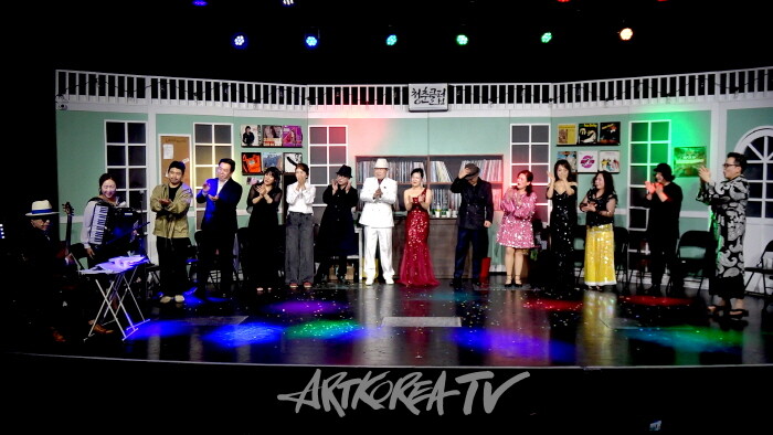 -사진촬영 최윤영 기자 인사동을 물들인 뮤지컬 '종로시대'-사진촬영 최윤영 기자