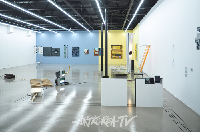 아르코 예술창작실 작가전 '인 시투 In Situ' 기자간담회(2층 2기 입주 작가 전경). 2025.11.19 사진 ⓒ아트코리아방송 이용선 기자