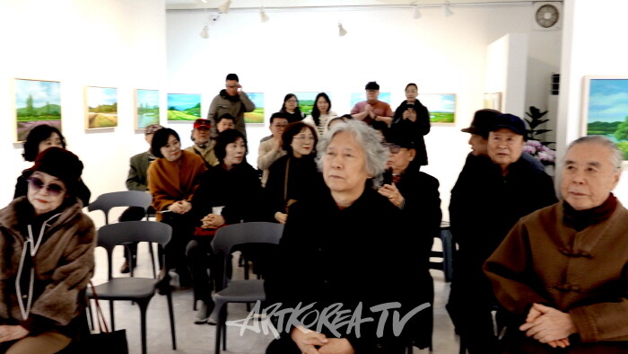 이황 화가, ‘추억 속의 자연’展 개막식-사진촬영 김한정 기자