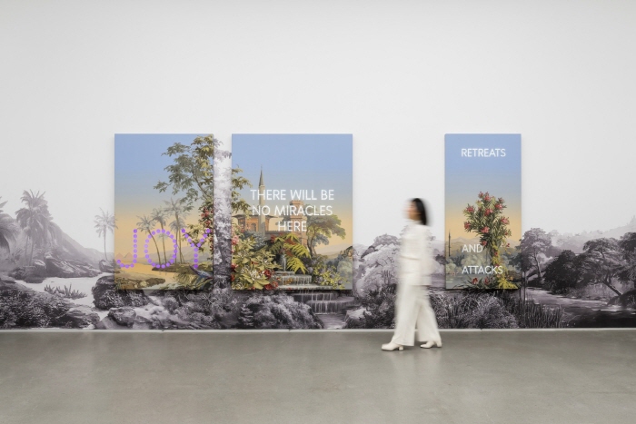 네이단 콜리, 빛으로 그리는 ‘가능한 모든 세계’-사진제공 더페이지갤러리