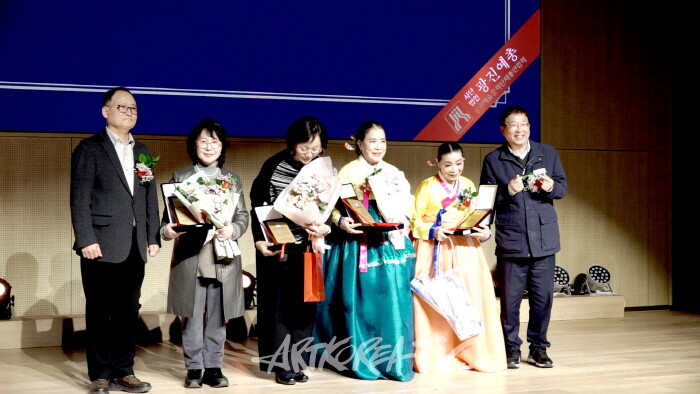  수상자-사진촬영 김한정 기자