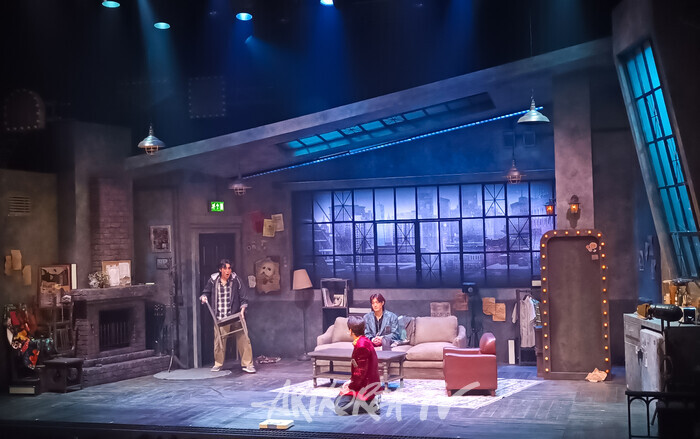 뮤지컬 '#0528' 스페셜 커튼콜(에기 역 조훈, 도리스 역 현석준, 브랜든 역 심수호) 2025.11.21 사진 ⓒ아트코리아방송 이용선 기자