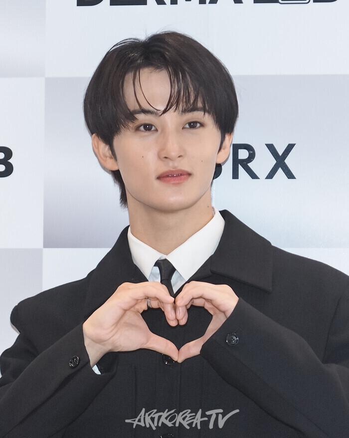 '코스알엑스(COSRX)' 브랜드 팝업스토어 행사(NCT 마크) 2025.11.24 사진 ⓒ아트코리아방송 이용선 기자