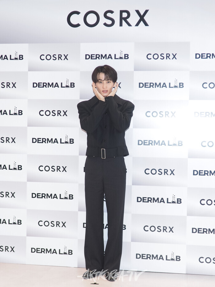 '코스알엑스(COSRX)' 브랜드 팝업스토어 행사(NCT 마크) 2025.11.24 사진 ⓒ아트코리아방송 이용선 기자