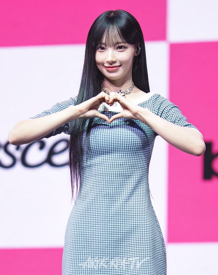 리센느 미니 3집 '립 밤'(lip bomb) 발매 기념 쇼케이스(원이) 2025.11.25 사진 ⓒ아트코리아방송 이용선 기자