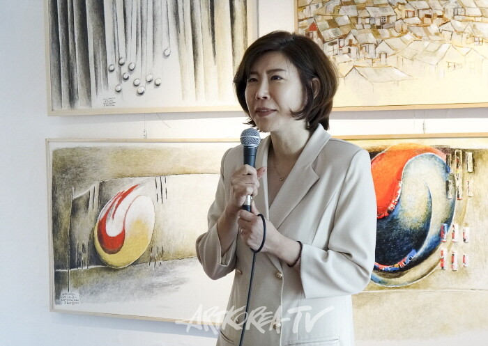 이호갤러리  이호정 대표-사진촬영 최윤영 기자