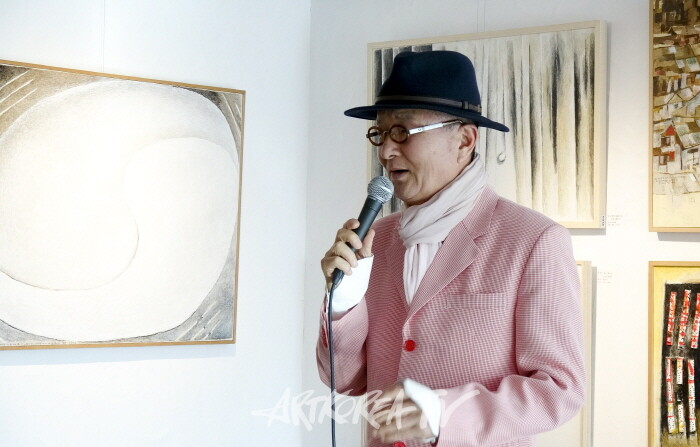 사회 김종석 교수-사진촬영 최윤영 기자