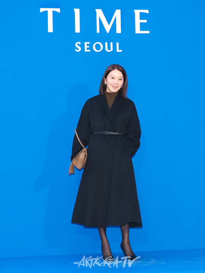 '타임 서울(TIME SEOUL)' 오픈 기념 포토월 행사(김희애) 2025.11.05 사진 ⓒ아트코리아방송 이용선 기자