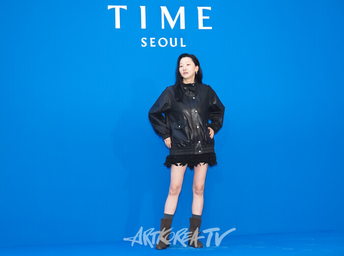 '타임 서울(TIME SEOUL)' 오픈 기념 포토월 행사(장윤주) 2025.11.05 사진 ⓒ아트코리아방송 이용선 기자