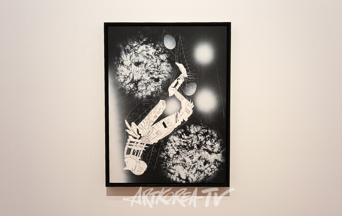 래리 피트먼 두 번째 개인전 '카프리초스와 야상곡' 기자간담회(Nocturne #9, 2015) 2025.11.06 사진 ⓒ아트코리아방송 이용선 기자