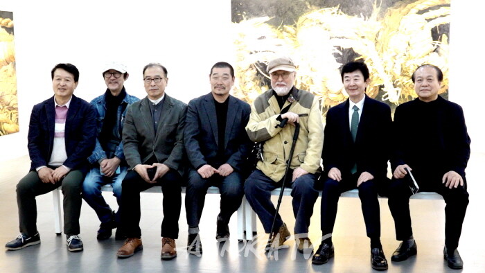 단체사진 촬영-사진촬영 김한정 기자